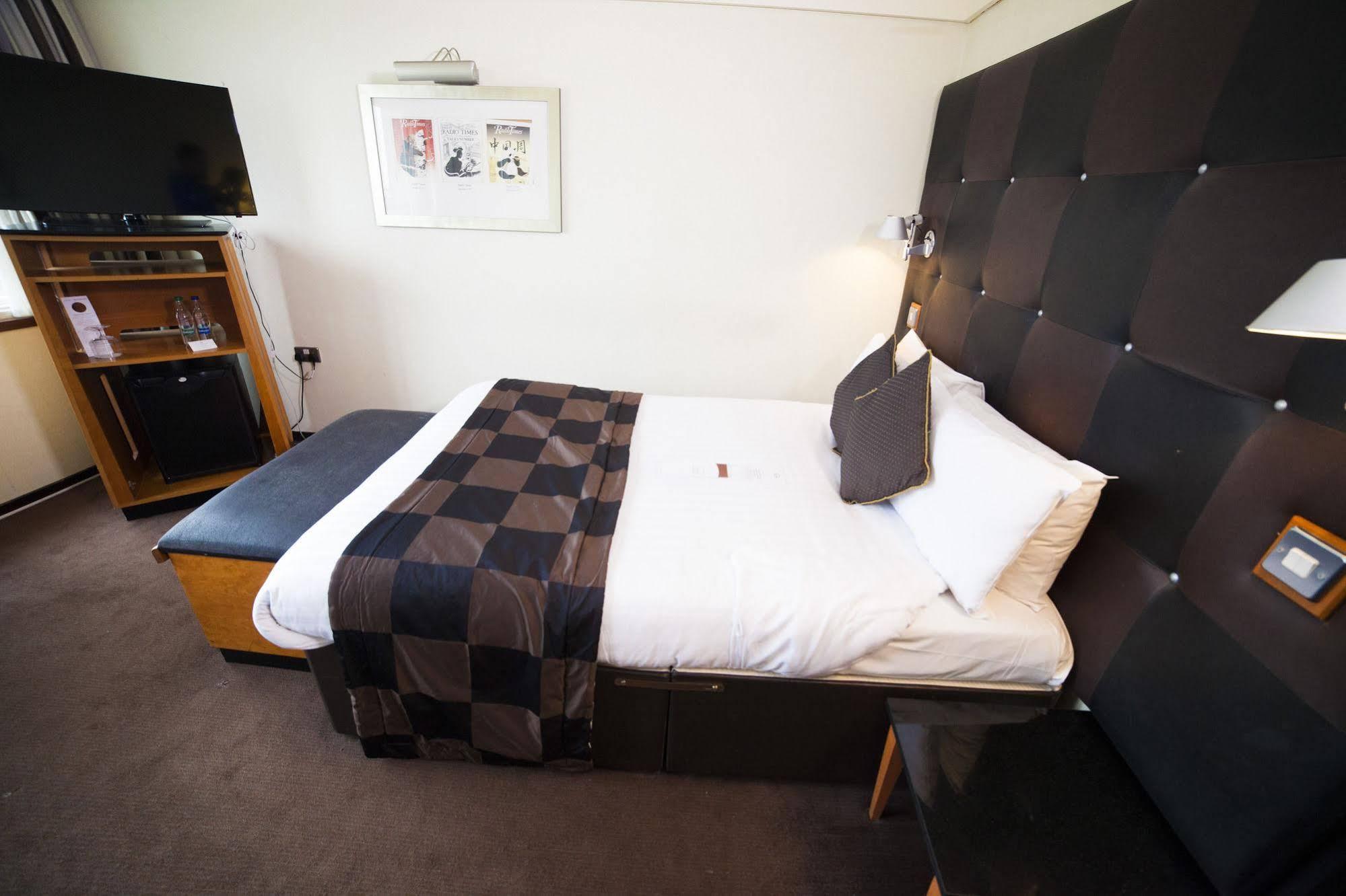 Treehouse Hotel London Ngoại thất bức ảnh